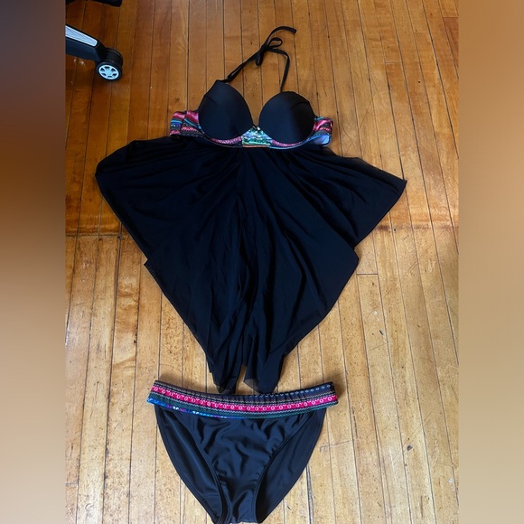 Tata | Two Piece Bathing Suit - Picture 2 of 11